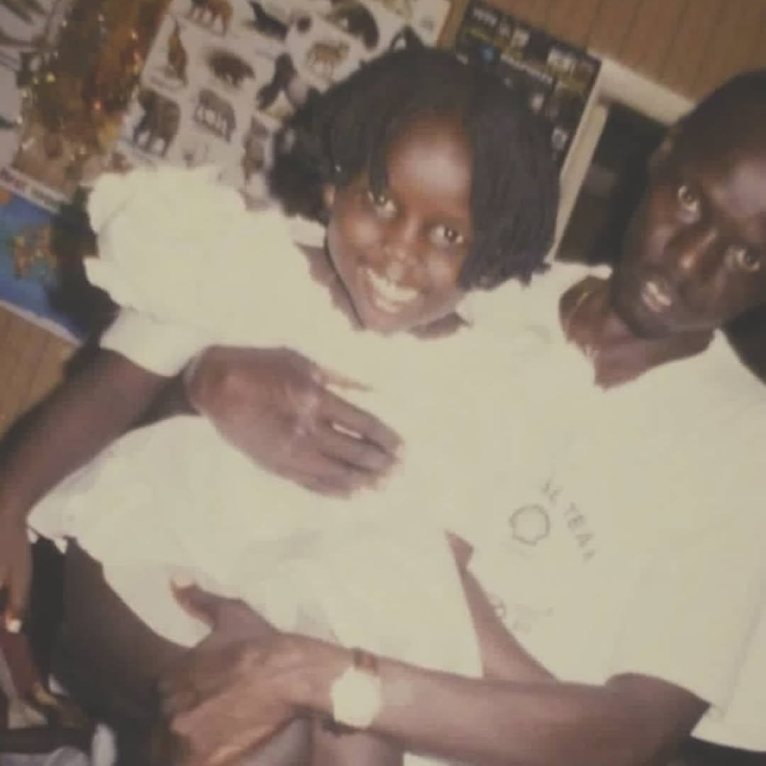 Anok Yai accepting Model of the Year award